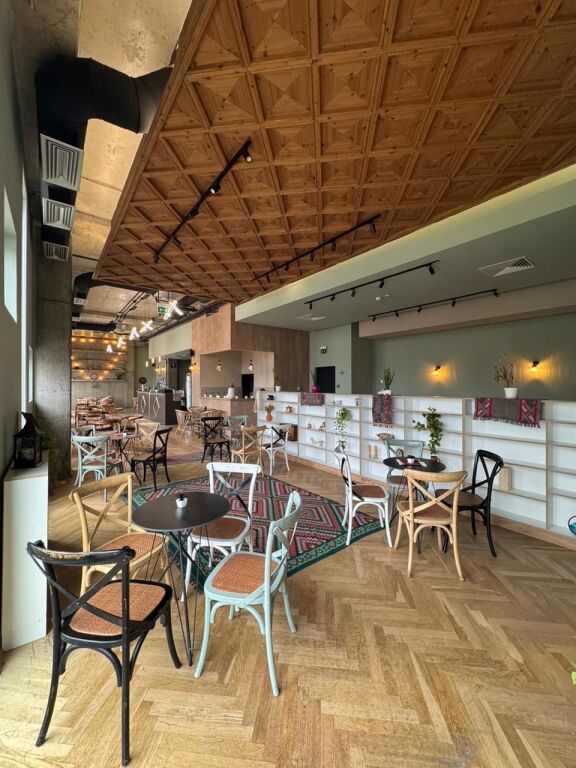 📌 Vendesi Bar-Caffè in Vendita 📍 vicino all'Aeroporto Internazionale di Tirana Madre Teresa