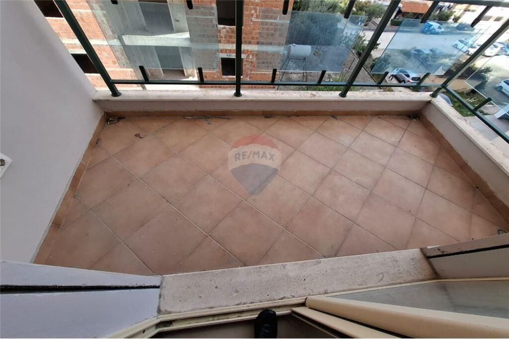 🏡 Apartament 1+1 për Shitje – Transballkanike, përballë Alpetit, Vlorë