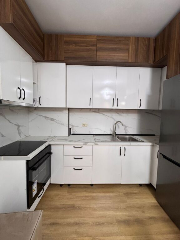 JEPET APARTAMENT 2+1 ME QIRA ASTIR