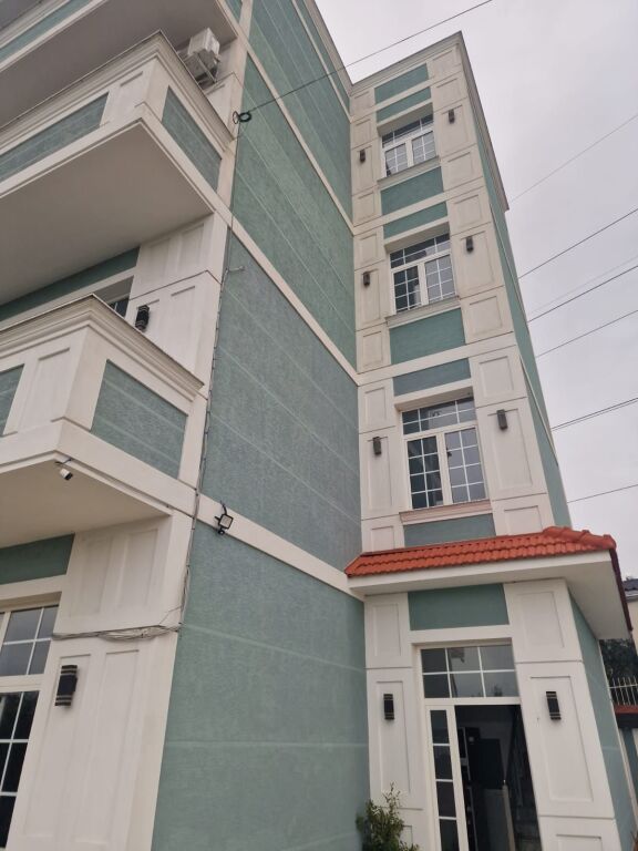 Eskluzive,Jepet me qera godine per bar-restorant-hoteleri ne Paskuqan