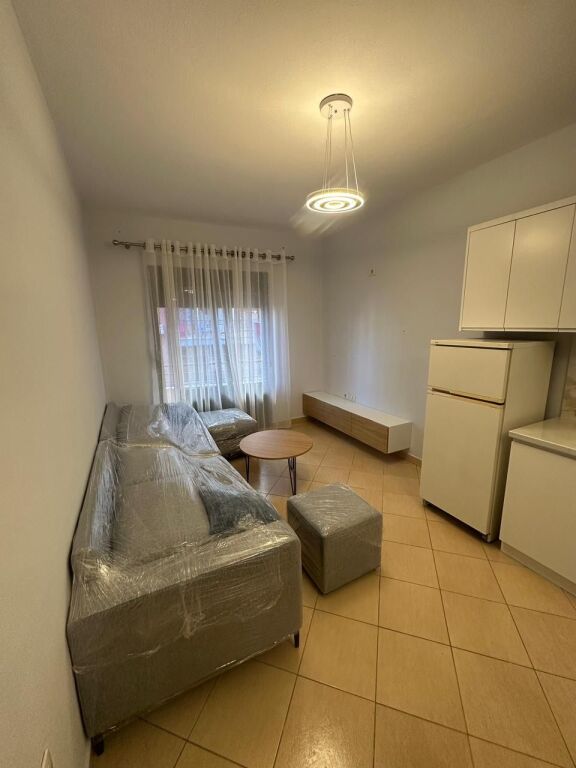 Jepet Me Qera Apartament 2+1