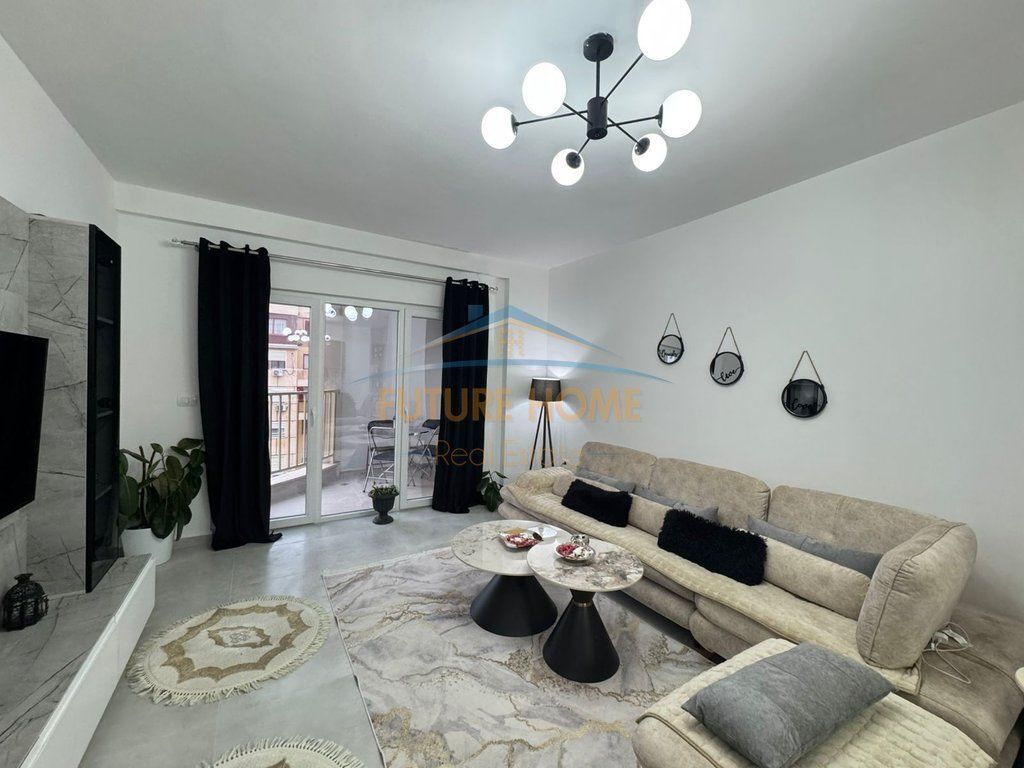 Rent, Apartment 1+1, Zogu i Zi, Tirana