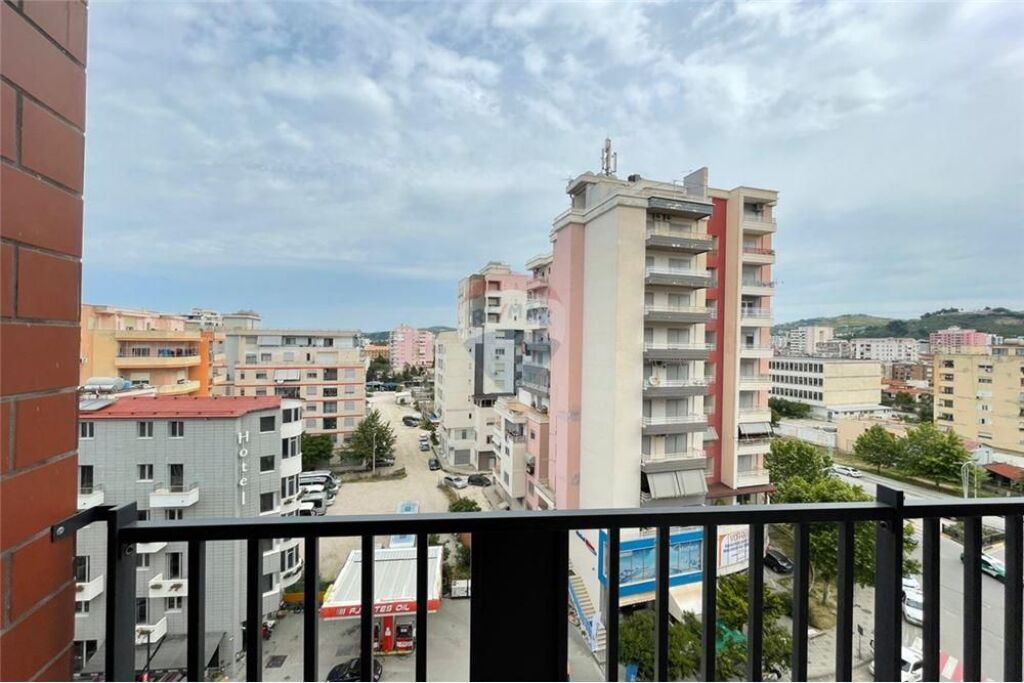 🏢 Apartament 2+1 për Shitje – pranë Bar Urban, Transballkanike, Vlorë