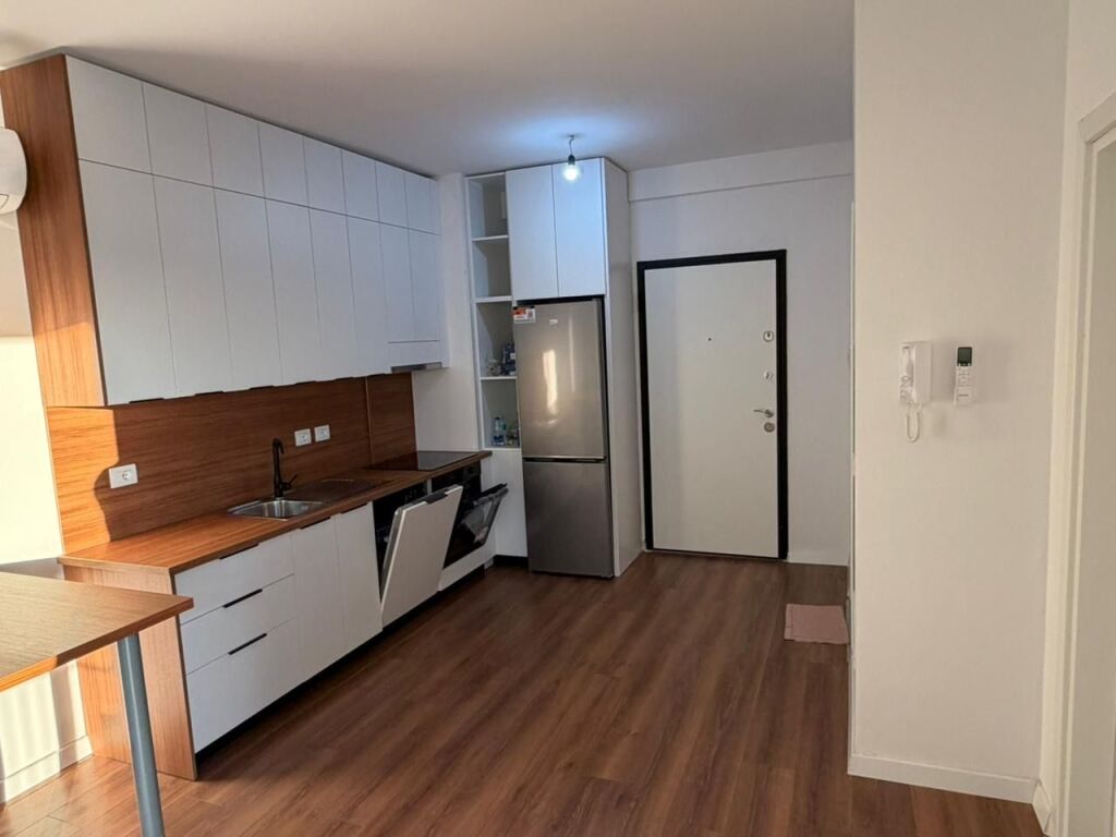 Univers City, jepet me qira apartament 1+1! 40.000 Leke