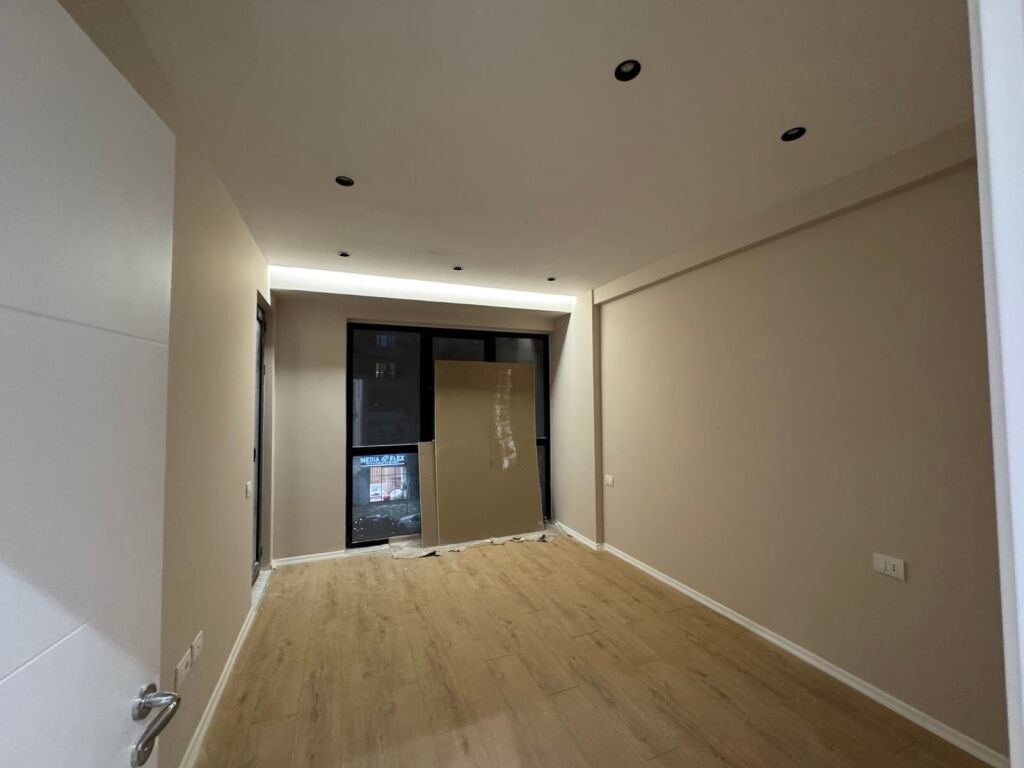 APARTMENT FOR RENT 2+1 ASTIR 55,000 LEKE