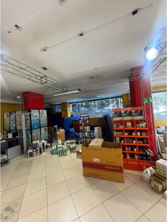 Qera,Ambient Biznesi,Bulevardi Zhan Dark,Tiranë