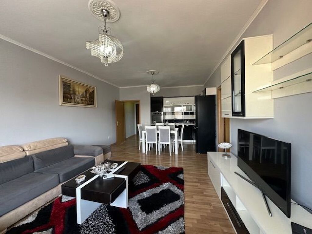 Appartamento 2+2 Alla villa L con 530€