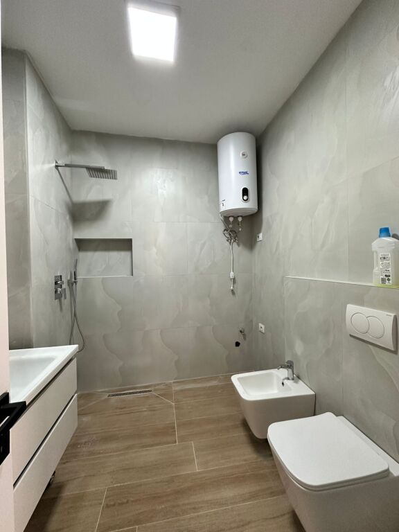 Vendesi appartamento 2+1+balcone a Don Bosko