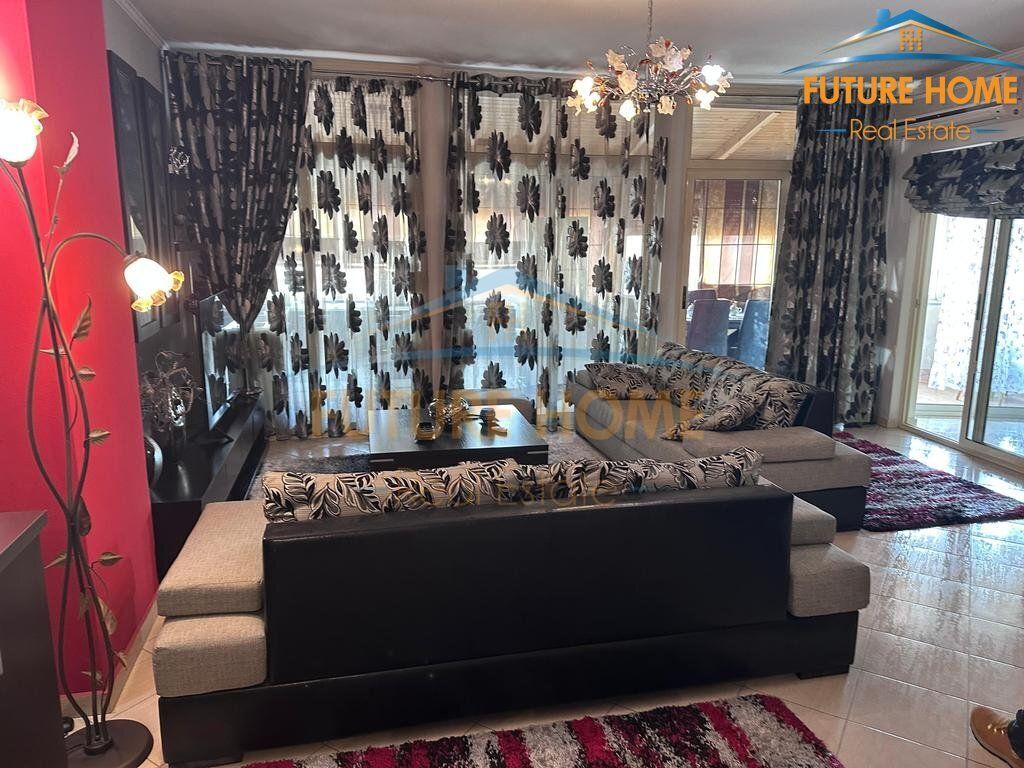 Qera, Apartament 2+1, Rruga e Barrikadave, Tiranë