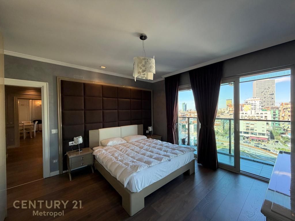 Jepet me Qira Apartament Elitar 2+1+2 tek Ambasador 3  ----   3,000 € /Muaj