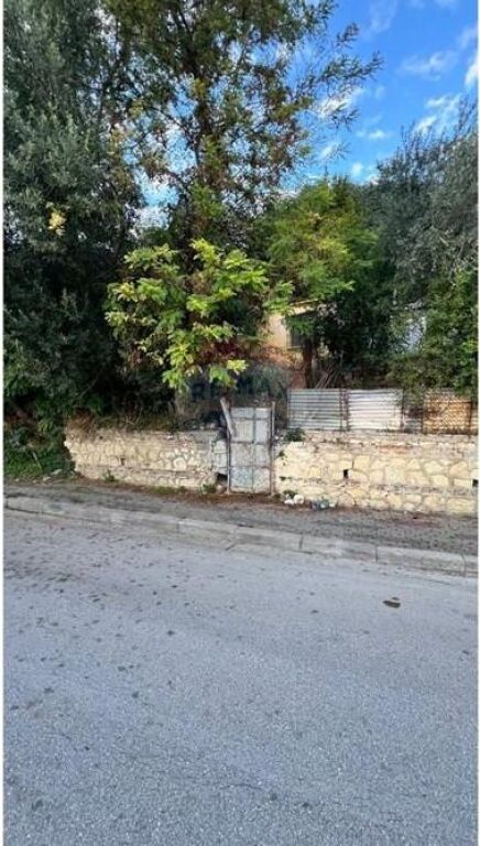 🏡 Terreno + Edificio in Vendita Kuzum Baba, Vlorë