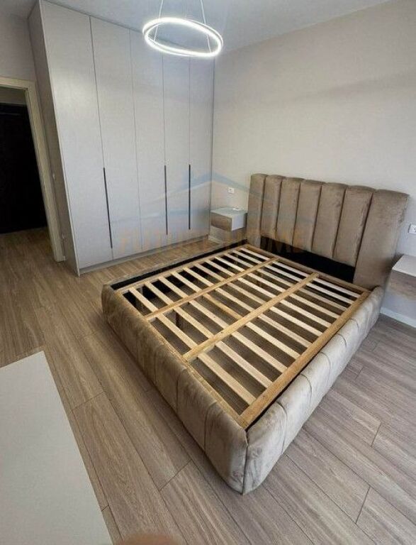 Shitet, Apartament 1+1, Unaza e Re