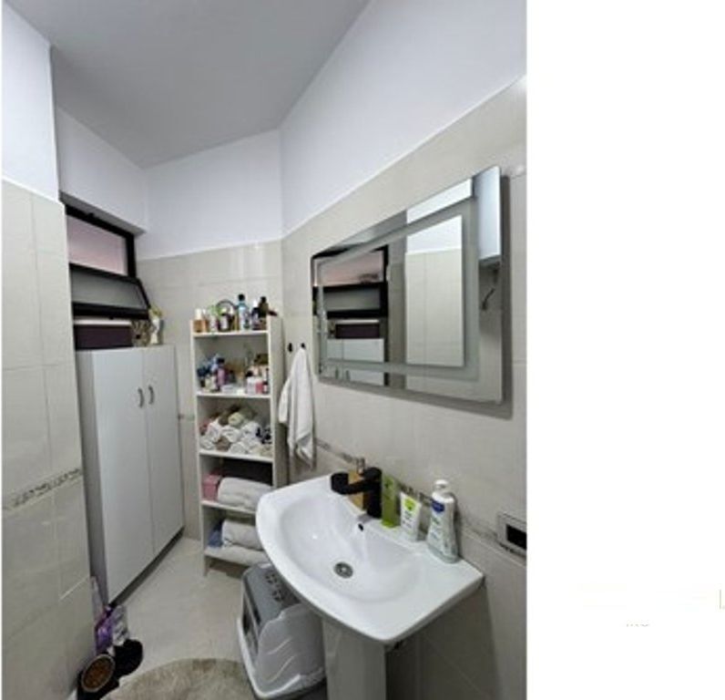 SHITET APARTAMENT 2+1+2+POST PARKIMI  ASTIR