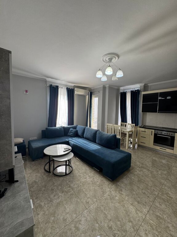 APARTAMENT 2+1 ME QIRA TEK FUSHA E AVIACIONIT