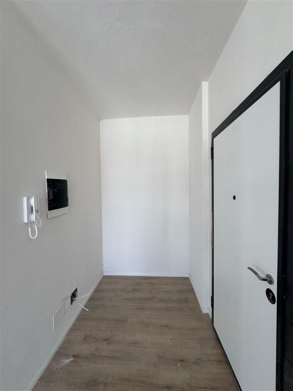 SHITET APARTAMENT 2+1 ISH FUSHA AVIACIONIT 165.000 EURO