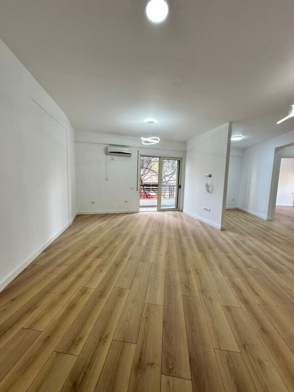 Shitet Apartament 2+1+Ballkon ne Don Bosko