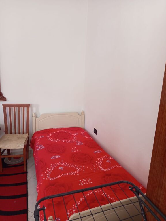 GARSIONERE 20000 LEKE.BULEVARDI I RI