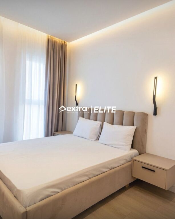 Jepet me Qira Apartament 2+1  Kompleksi Aura, Tiranë