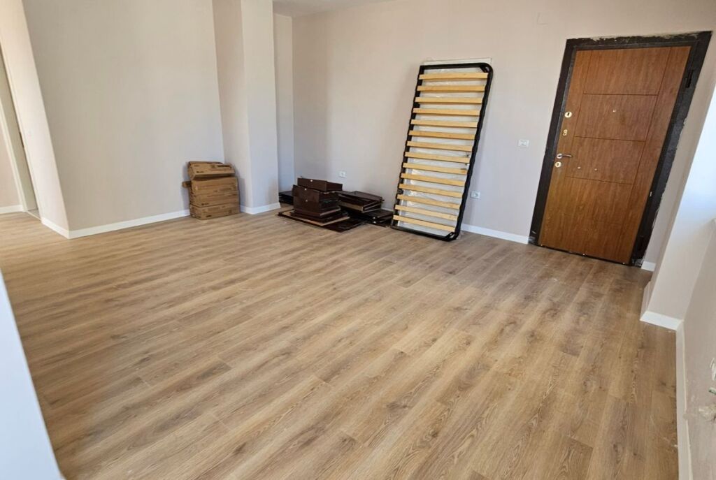 In Astir Penthouse For Sale At A BARGAIN Price, Only 860 Euro/m²