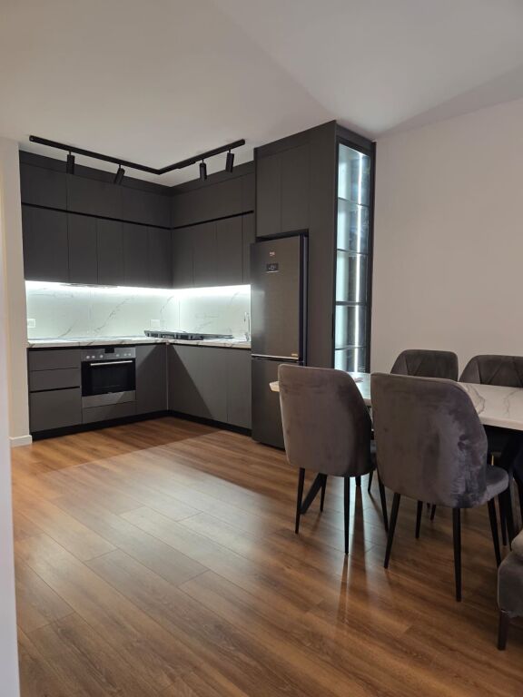 Appartamento 1+1+1 posto auto arredato al LAGO ASCIUTTO