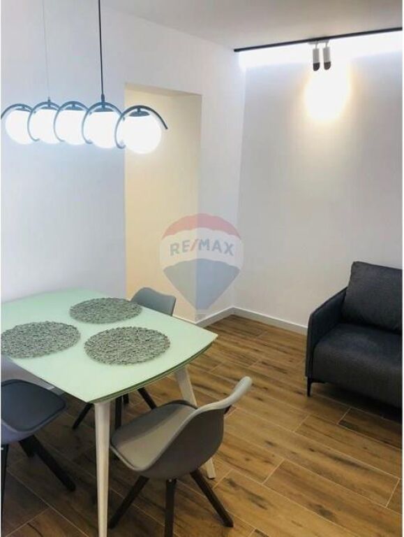 Appartamento - In Vendita - Via Qemal Stafa, Tirana(ID: 530261059-362)