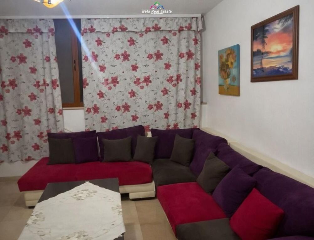 Appartamento In Affitto 2+1 Vicino alla Moschea Tabakeve (ID B221143) Tirana