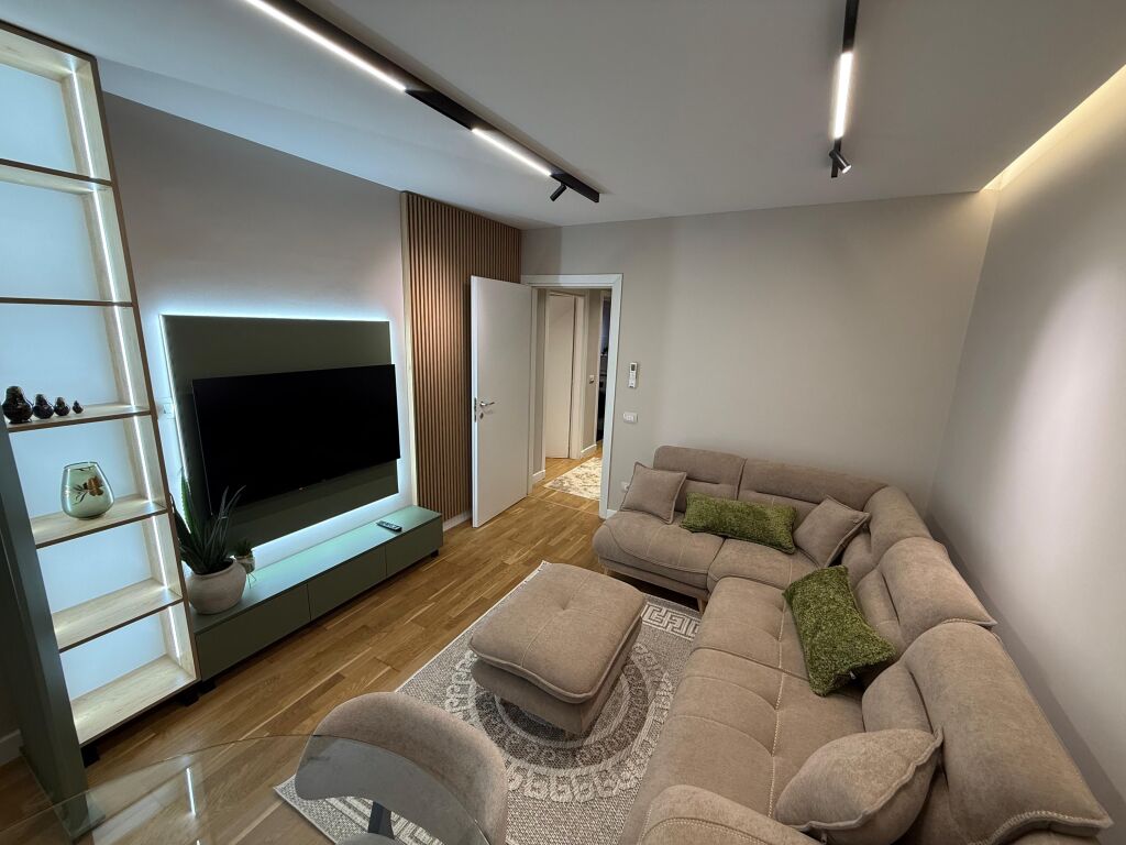 Jepet me qera Apartament 1+1 Kopshi Zologjik