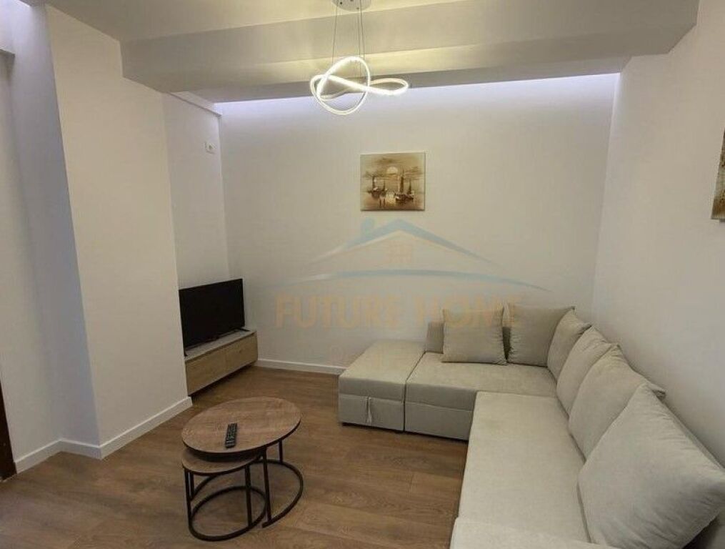 Rent, Apartment 1+1, Paris Commune