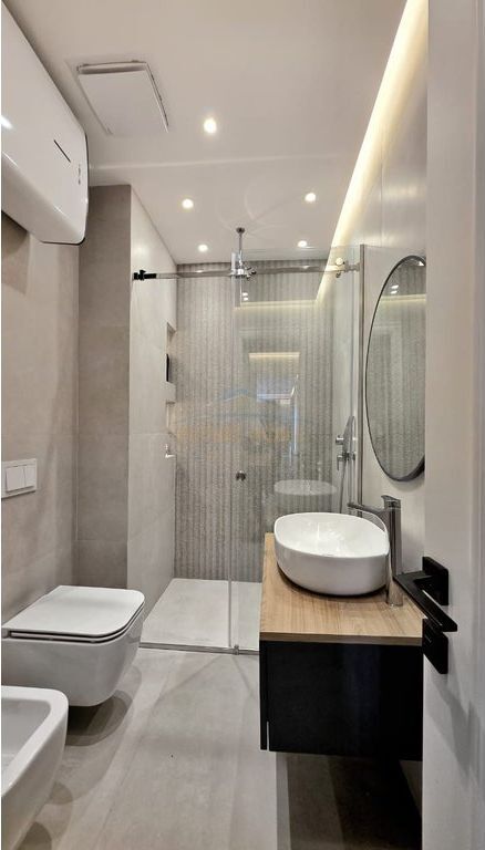 Qera, Apartament 3+1+Post Parkimi, Rezidenca Golden Tower, Mine Peza 2,200 €