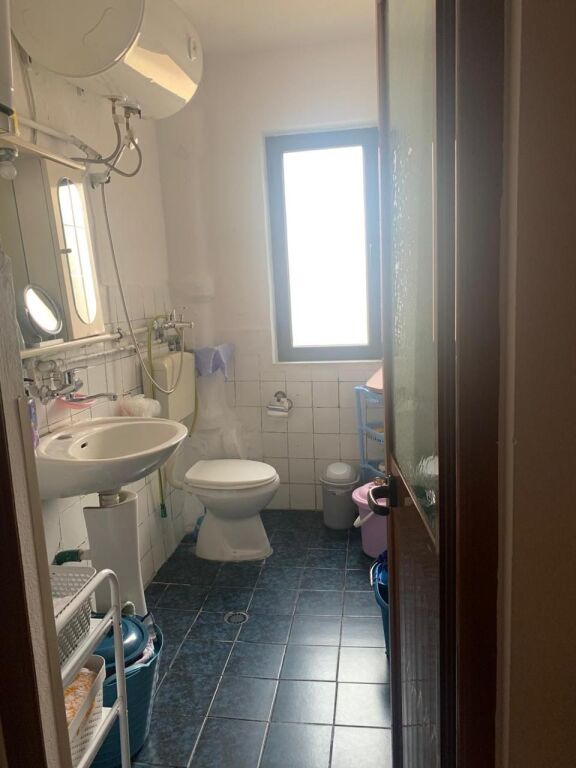 Appartamento 1+1 in affitto ad Ali Dem, vicino al Comitato dei Bektashi