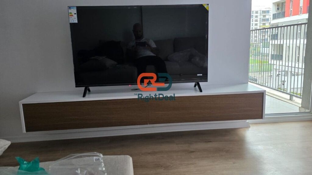 Tek Univers City, Jepet Me Qira Apartament 2+1+Post Parkimi Totalisht I Mobiluar!