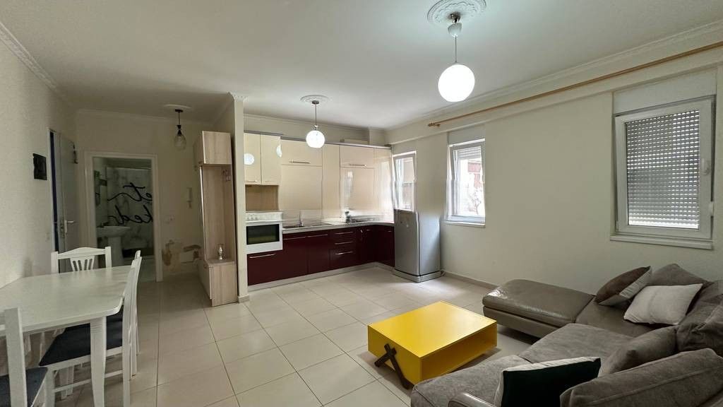 Shitet 1+1 te Kompleksi Magnet, 21 -Dhjetori. 160,000 €