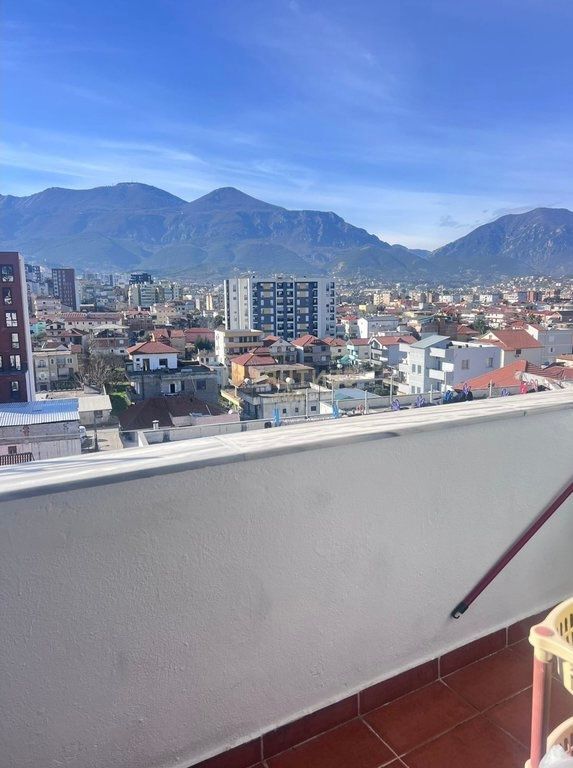 Apartament me qera 1+1 te 5 Maj pran Concordit