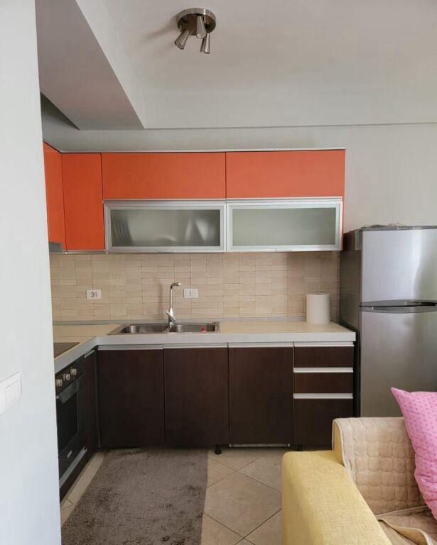 APARTAMENT ME QERA 1+1 ALI DEMI 500 EURO