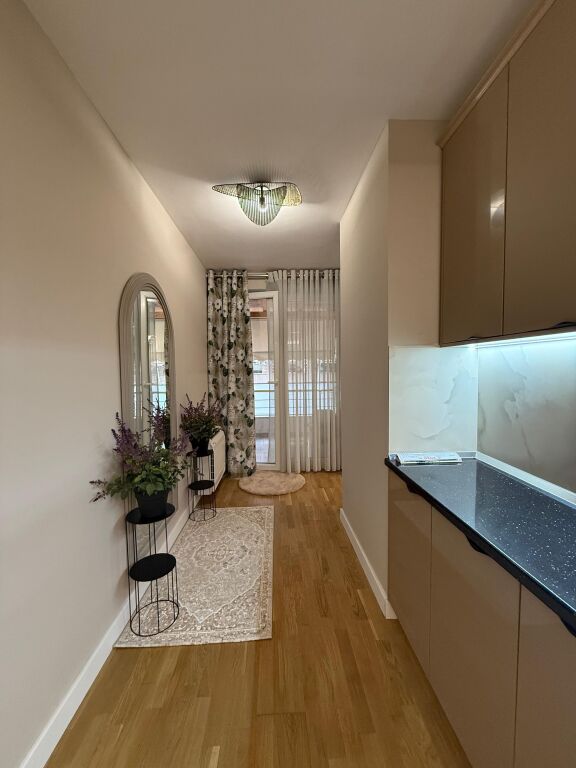 🏠𝗔𝗣𝗔𝗥𝗧𝗔𝗠𝗘𝗡𝗧 𝟭+𝟭 𝗠𝗘 𝗤𝗜𝗥𝗔📍 𝗞𝗢𝗣𝗦𝗛𝗧𝗜 𝗭𝗢𝗢𝗟𝗢𝗚𝗝𝗜𝗞, 𝗣𝗥𝗔𝗡𝗘 𝗣𝗔𝗩𝗔𝗥𝗢𝗧𝗧𝗜💶 Cmimi: 90.000 Leke/Muaj