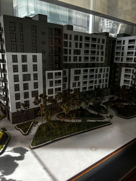 Shitet Apartament 2+1 pranë Rrethrrotullimit të Klanit