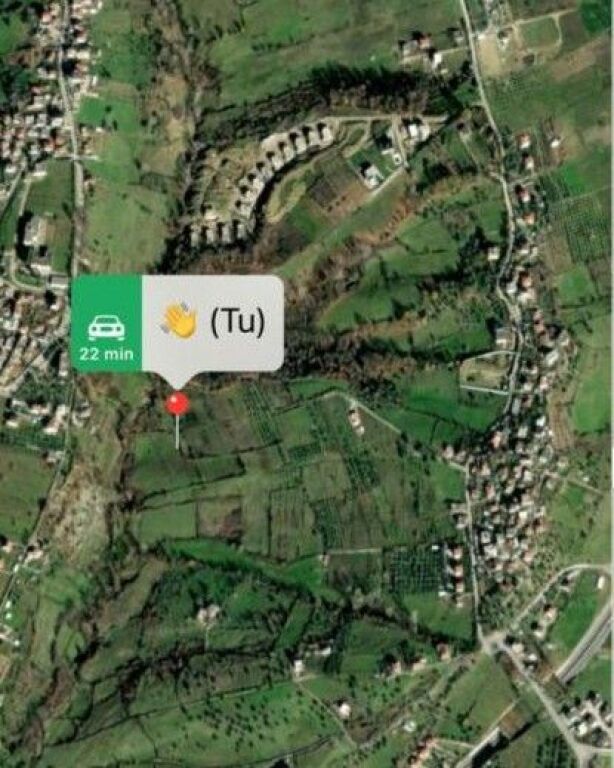 SHITET TOKE 2000 M2 FARKE 350.000 EURO