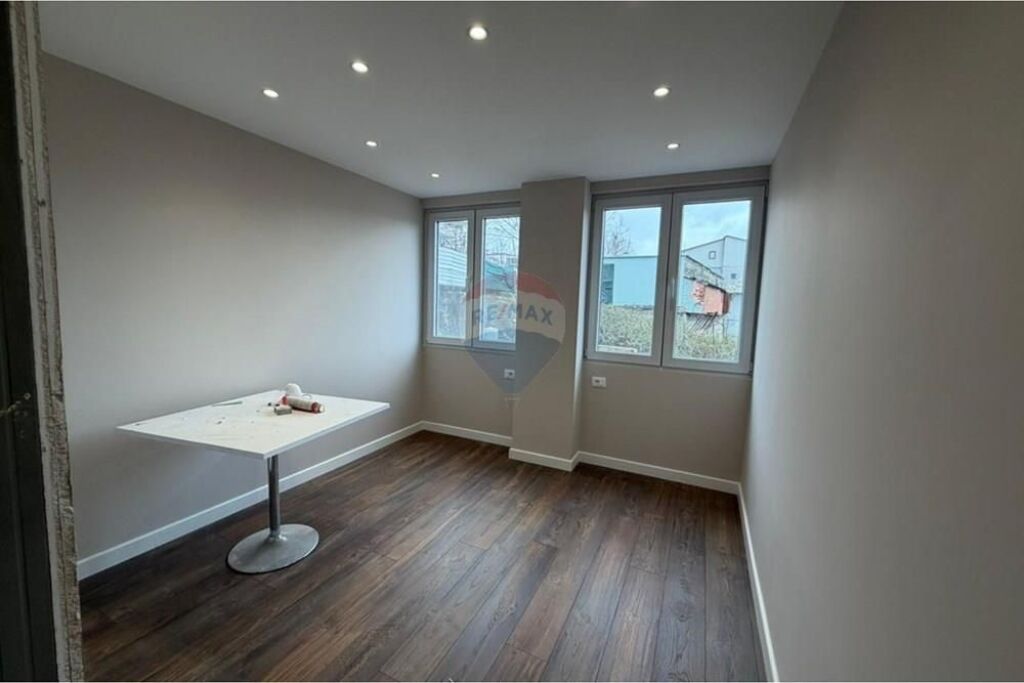 Appartamento - In Affitto - Sauk i Ri, Tirana