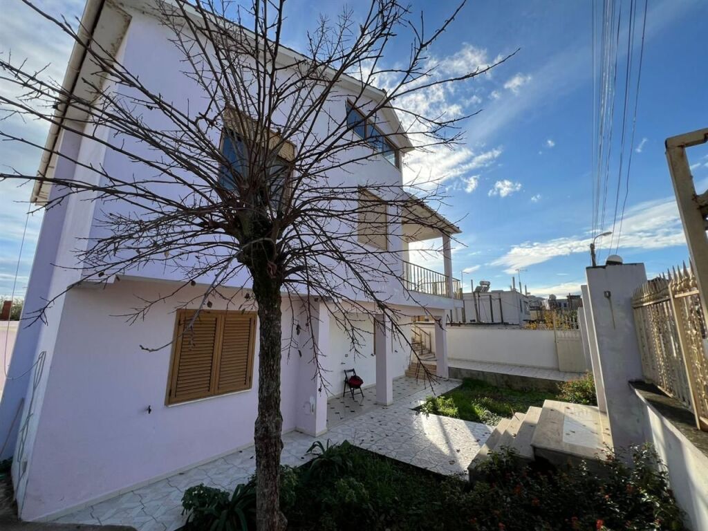 FOR SALE 3 STOREY VILLA RRASHBULL DURRES 220,000 EURO 220 000EUR