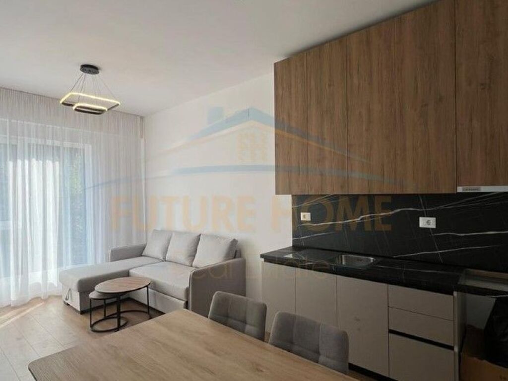 Shitet, Apartament 1+1, OXA, Fresku, Tirane.