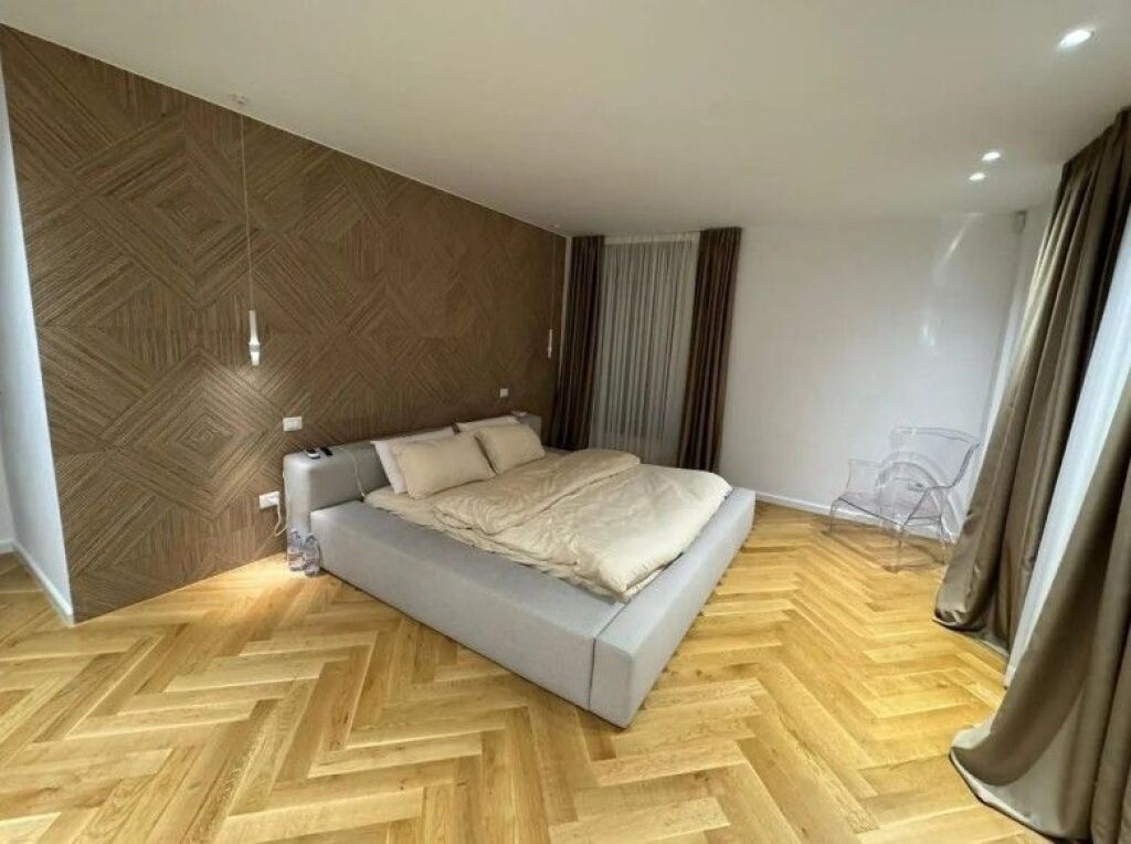 📌 Vile LUKSOZE për Shitje – Zonë Rezidenciale pranë Mullet