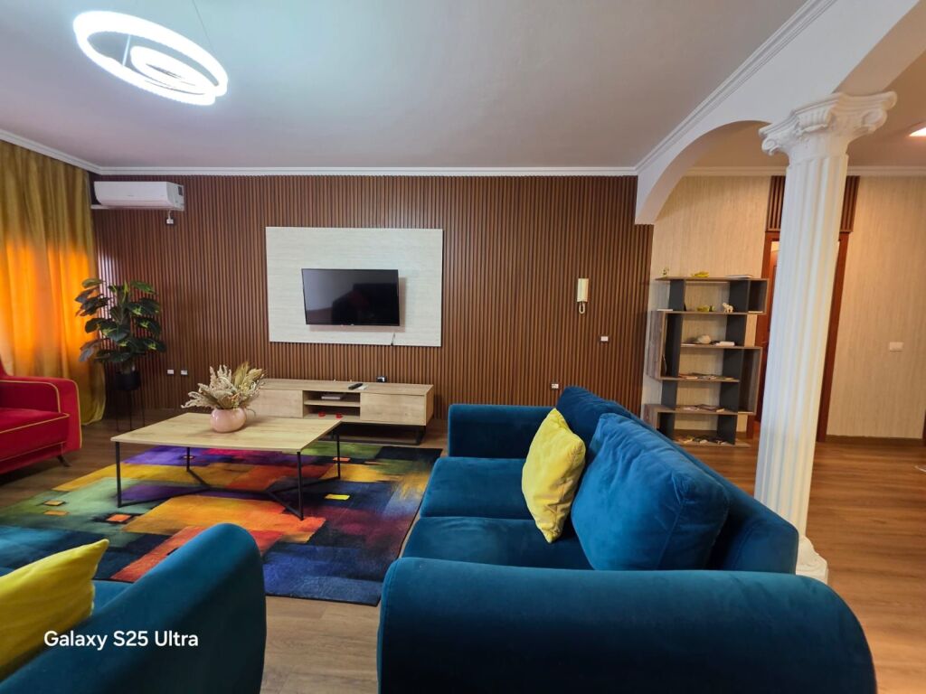 Jepet me qira apartament 2+1