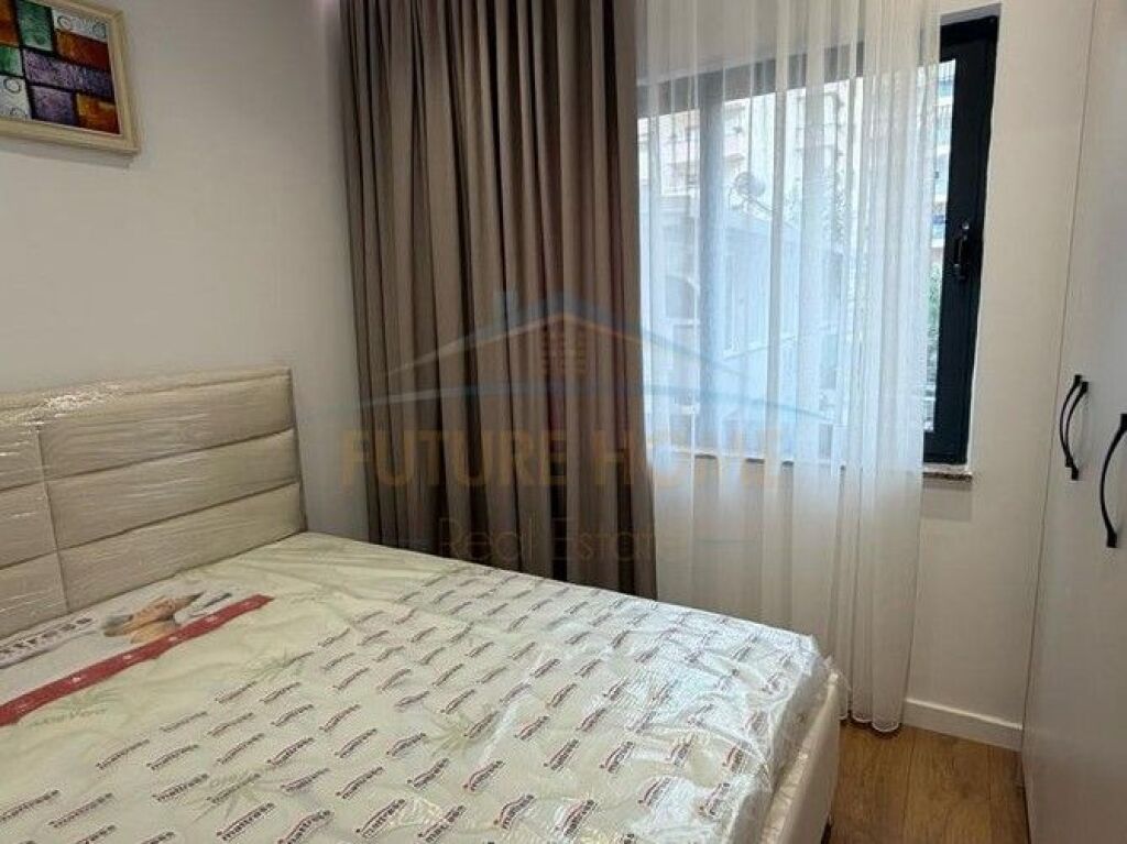 Rent, Apartment 1+1, Paris Commune