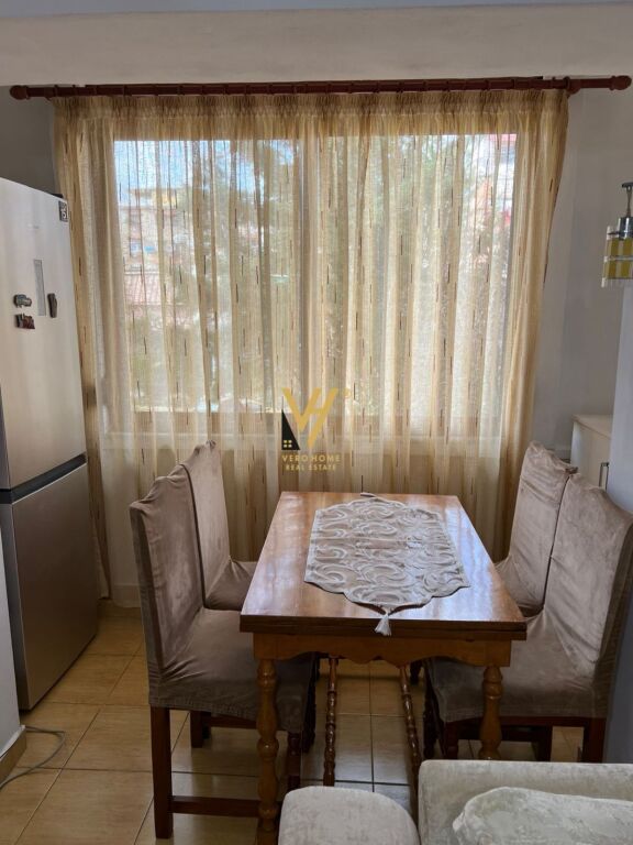 JEPET APARTAMENT 1+1 ME QERA TE OXHAKU 40.000 LEKE