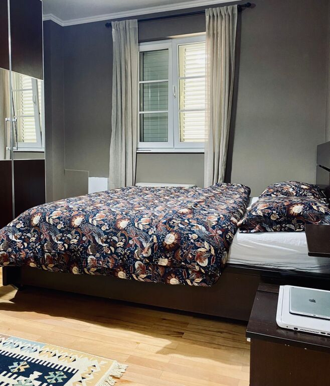 Vile 3-kateshe me qera prane Rruges se Elbasanit (ID BV22327)​ Tirane