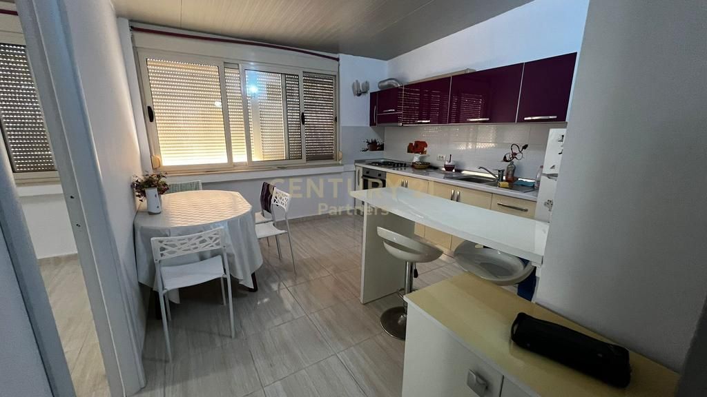 Shitet, Apartament 1+1, Kompleksi Freskia, Golem. Empire64628