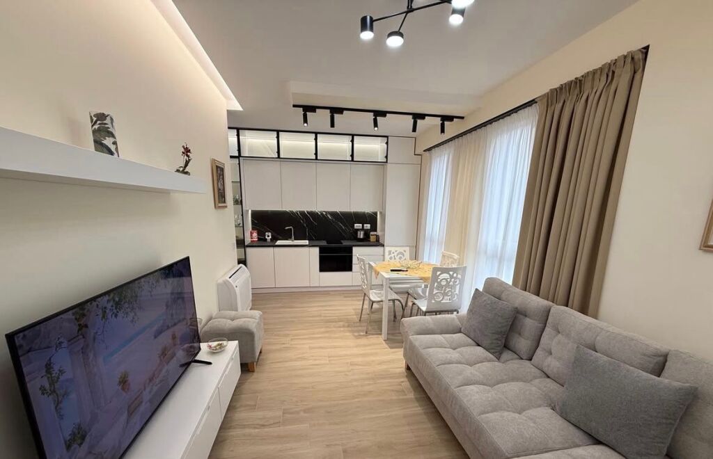 Apartment 1+1 for rent at 21-Dhjetori