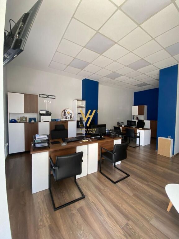 GIVEN SPACE 50 M2 FOR RENT AT NDRE MJEDA STREET 75,000 LEKE