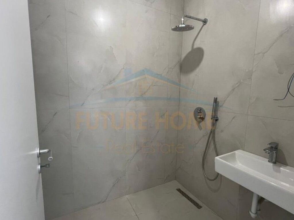 In vendita, Appartamento 1+1, Residenza OXA, Fresku, Tirana