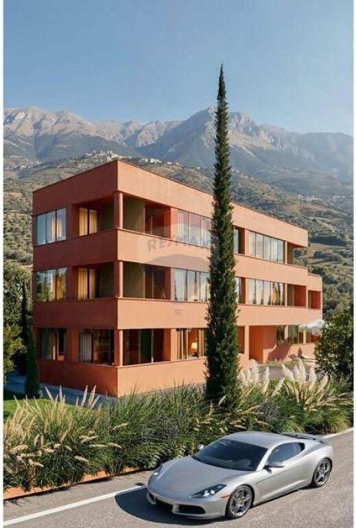 🏨 Hotel in Vendita a Palase